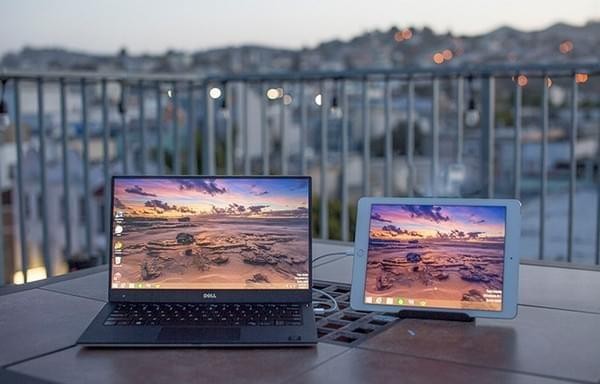 duet  display  windows